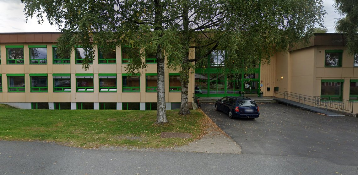Bryn skole i Rykkinn i Bærum. Skjermdump, Google Maps. Bryn skole i Rykkinn i Bærum. Skjermdump, Google Maps.