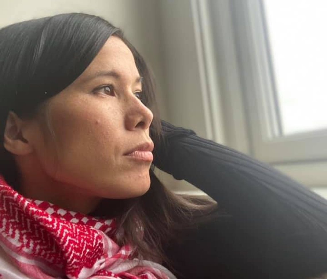 - Jeg har funnet fram sjalet og fornyet medlemskapet i Palestinakomiteen i Norge, skriver Lan Marie Berg i innlegget. Privat foto. - Jeg har funnet fram sjalet og fornyet medlemskapet i Palestinakomiteen i Norge, skriver Lan Marie Berg i innlegget. Privat foto.