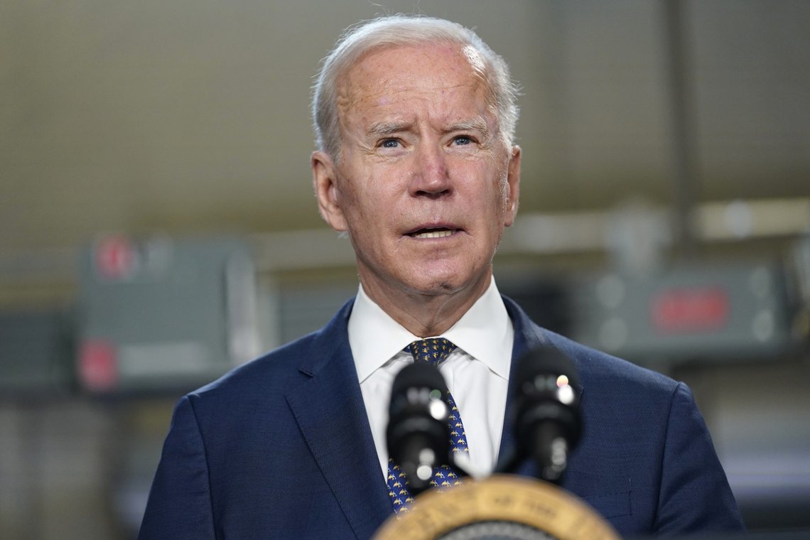 President Joe Biden i en tale ved Tidewater Community College, mandag, 3. mai 2021 (AP Photo/Evan Vucci/NTB) President Joe Biden i en tale ved Tidewater Community College, mandag, 3. mai 2021 (AP Photo/Evan Vucci/NTB)