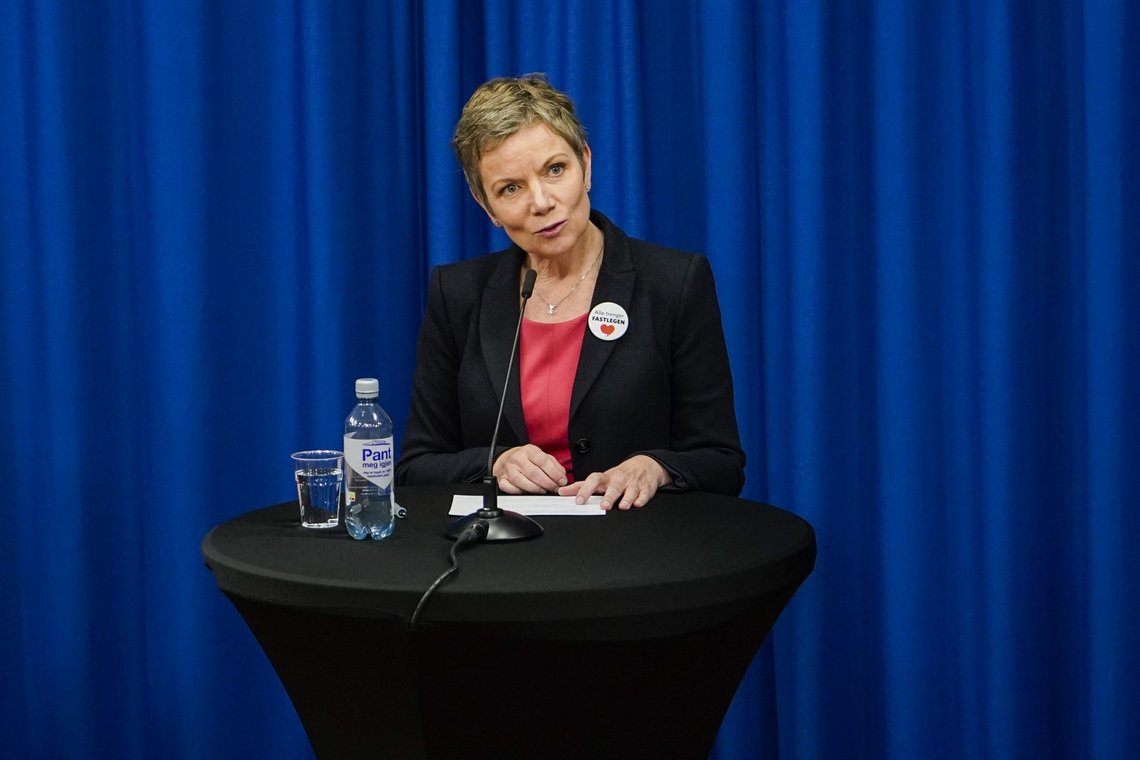 President Marit Hermansen i Den norske legeforening mener at fastlegeordningen er i ferd med å kollapse. Foto: Lise Åserud / NTB President Marit Hermansen i Den norske legeforening mener at fastlegeordningen er i ferd med å kollapse. Foto: Lise Åserud / NTB