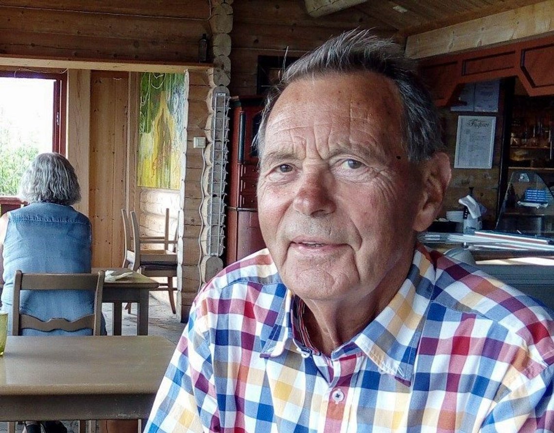 Politiet har startet etterforskning i forbindelse med at 79 år gamle Alf Palmer Svinnset fra Molde er meldt savnet. Politiet utelukker ikke at det kan ha skjedd en straffbar handling. Foto: Privat / Politiet / NTB Politiet har startet etterforskning i forbindelse med at 79 år gamle Alf Palmer Svinnset fra Molde er meldt savnet. Politiet utelukker ikke at det kan ha skjedd en straffbar handling. Foto: Privat / Politiet / NTB