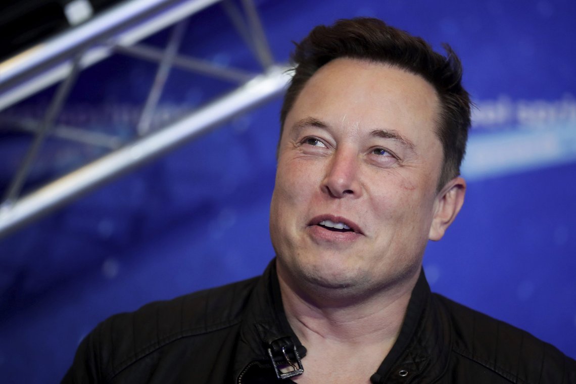 Tesla- og SpaceX-gründer Elon Musk har planer om å etablere et globalt nettverk av satellitter som skal sørge for internett til alle over hele jorda Foto: Hannibal Hanschke/AP/ NTB Tesla- og SpaceX-gründer Elon Musk har planer om å etablere et globalt nettverk av satellitter som skal sørge for internett til alle over hele jorda Foto: Hannibal Hanschke/AP/ NTB