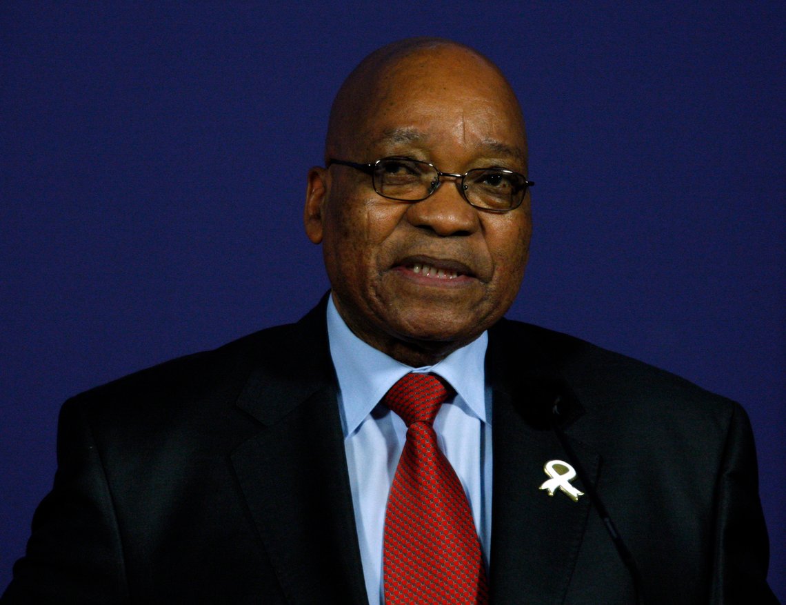 Sør-Afrikas tidligere president Jacob Zuma ble funnet skyldig i forakt for retten tirsdag for å nekte å forklare seg for landets antikorrupsjonskommisjon. Foto: Lise Åserud / NTB Sør-Afrikas tidligere president Jacob Zuma ble funnet skyldig i forakt for retten tirsdag for å nekte å forklare seg for landets antikorrupsjonskommisjon. Foto: Lise Åserud / NTB
