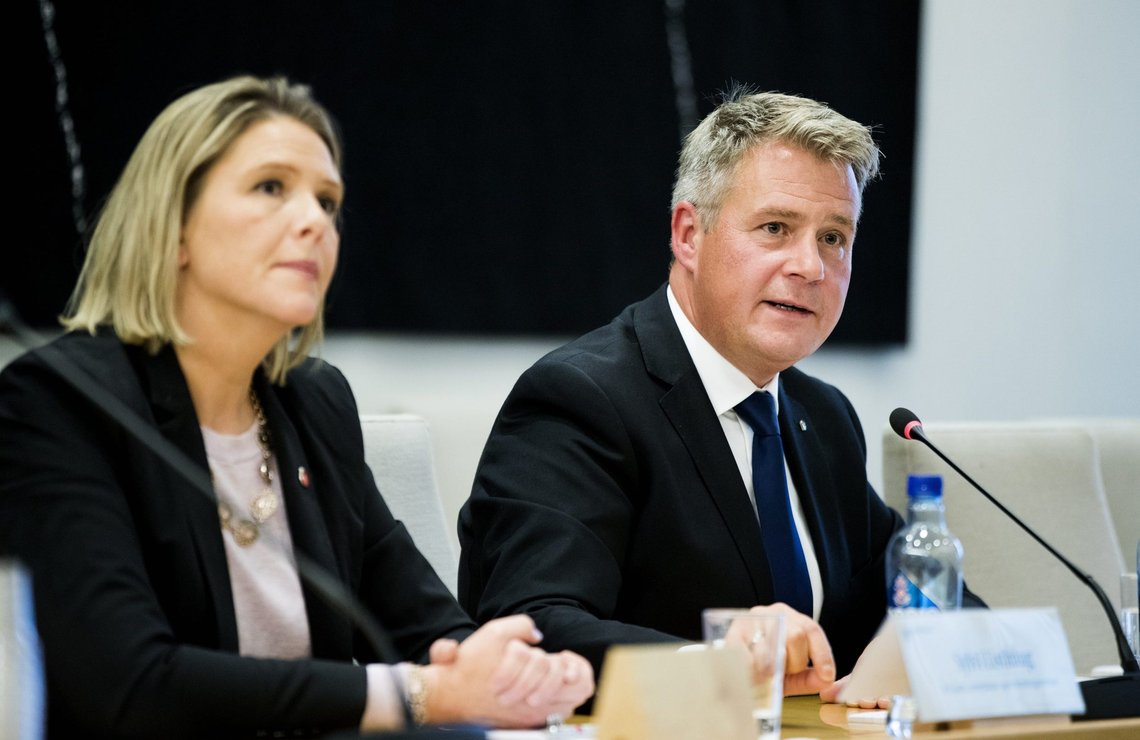 Frp-leder Sylvi Listhaug og Per-Willy Amundsen Foto: Berit Roald / NTB Frp-leder Sylvi Listhaug og Per-Willy Amundsen Foto: Berit Roald / NTB