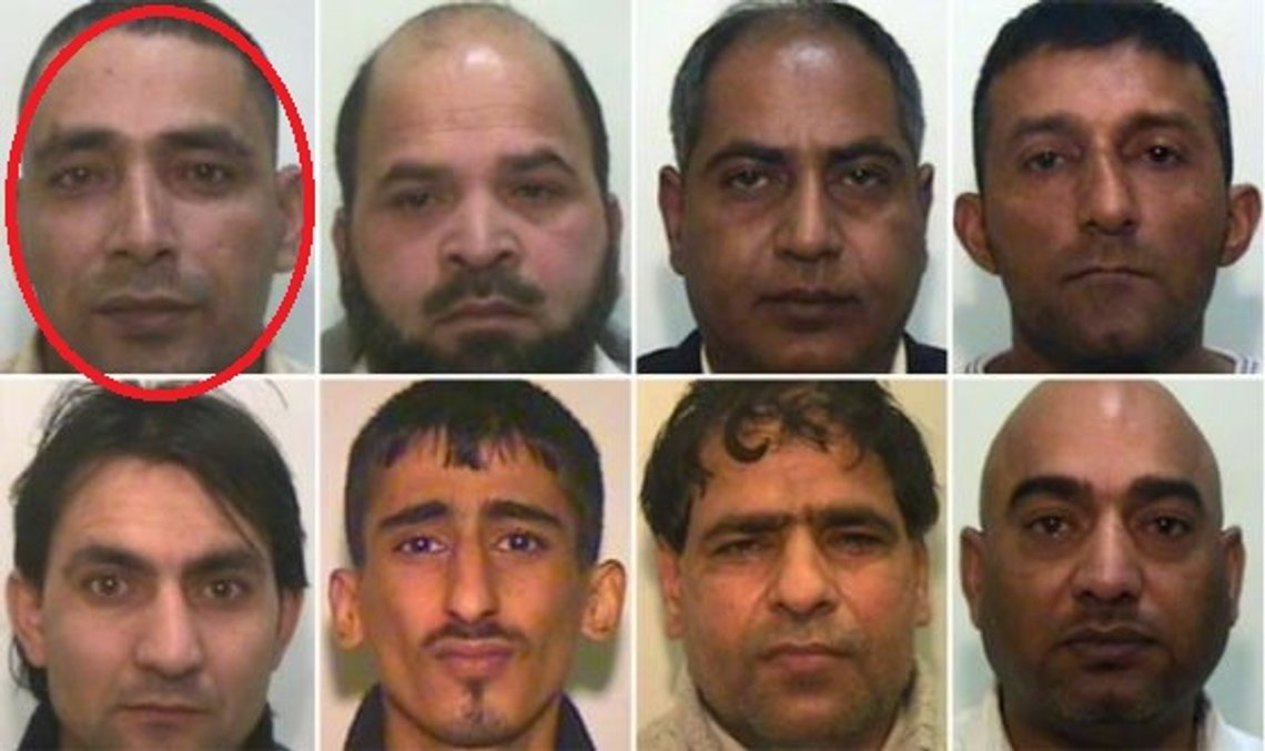 Åtte av de ni dømte for grooming i Rochdale. Det er hundrevis av slike saker og tusenvis av ofre. Åtte av de ni dømte for grooming i Rochdale. Det er hundrevis av slike saker og tusenvis av ofre.