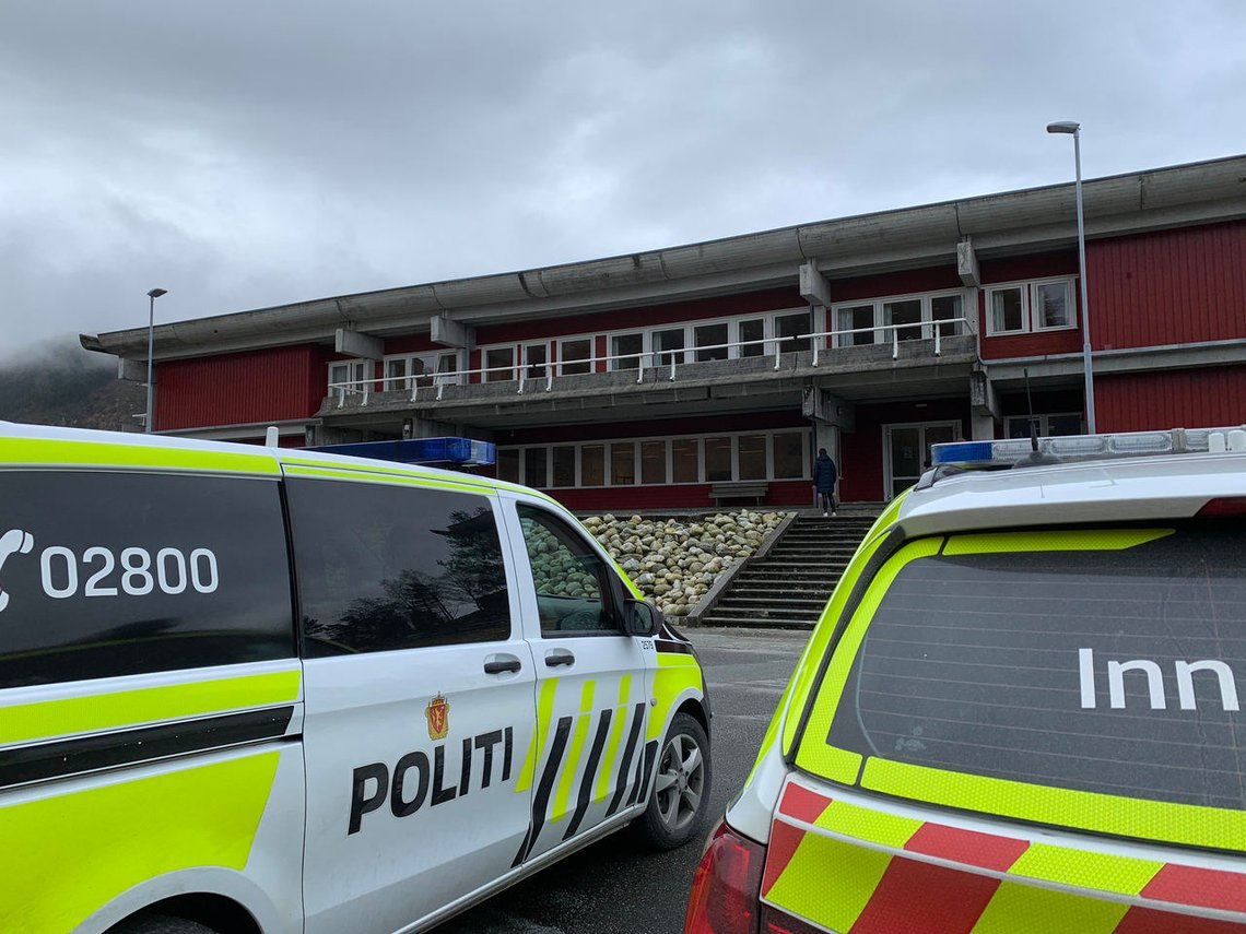 To unge døde kvinner er funnet i en leilighet i Stavanger. Politiet har begjært obduksjon, men mistenker ikke noe kriminelt foreløpig. Illustrasjonsfoto: Foto: Magnar Riveland, Strandbuen / NTB To unge døde kvinner er funnet i en leilighet i Stavanger. Politiet har begjært obduksjon, men mistenker ikke noe kriminelt foreløpig. Illustrasjonsfoto: Foto: Magnar Riveland, Strandbuen / NTB