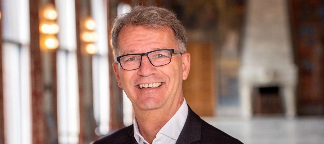 Robert Steen (Ap) er byråd for helse, eldre og innbyggertjenester. Han skryter av Oslos smittevernstiltak. Foto: Oslo byråd Robert Steen (Ap) er byråd for helse, eldre og innbyggertjenester. Han skryter av Oslos smittevernstiltak. Foto: Oslo byråd