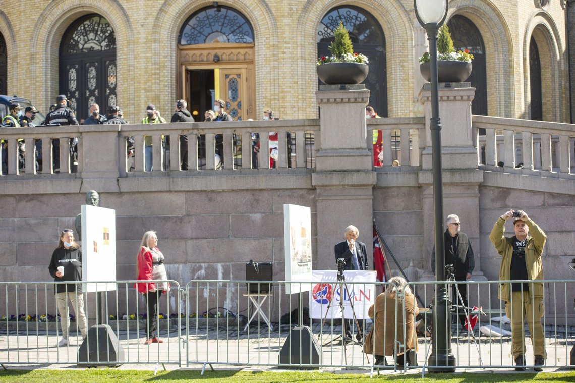Sian-stand foran Stortinget. Foto: Annike Byrde / NTB Sian-stand foran Stortinget. Foto: Annike Byrde / NTB