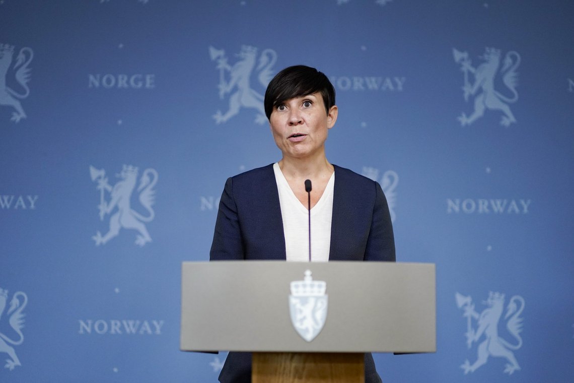 Ine Eriksen Søreide (H) beklager at det ikke var mulig å hjelpe flere norske borgere ut av Kabul og Afghanistan. Fredag lander det siste flyet med evakuerte i Norge. Foto: Håkon Mosvold Larsen / NTB Ine Eriksen Søreide (H) beklager at det ikke var mulig å hjelpe flere norske borgere ut av Kabul og Afghanistan. Fredag lander det siste flyet med evakuerte i Norge. Foto: Håkon Mosvold Larsen / NTB