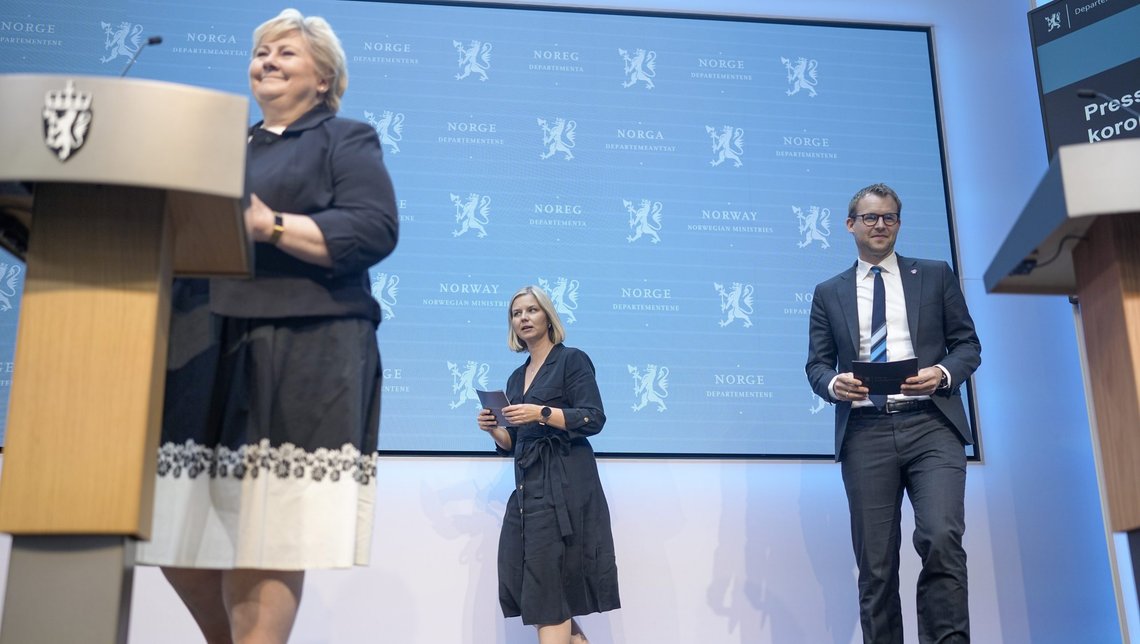 Statsminister Erna Solberg, kunnskaps- og integreringsminister Guri Melby og barne- og familieminister Kjell Ingolf Ropstad. Foto: Fredrik Hagen / NTB Statsminister Erna Solberg, kunnskaps- og integreringsminister Guri Melby og barne- og familieminister Kjell Ingolf Ropstad. Foto: Fredrik Hagen / NTB