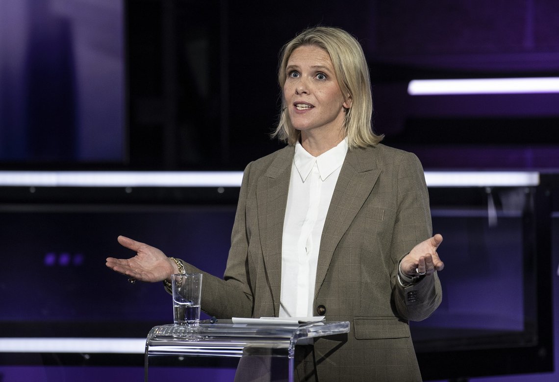 Sylvi Listhaug reagerer sterkt på regjeringens forslag om endringer i oljeskatten. Foto: Marit Hommedal / NTB Sylvi Listhaug reagerer sterkt på regjeringens forslag om endringer i oljeskatten. Foto: Marit Hommedal / NTB