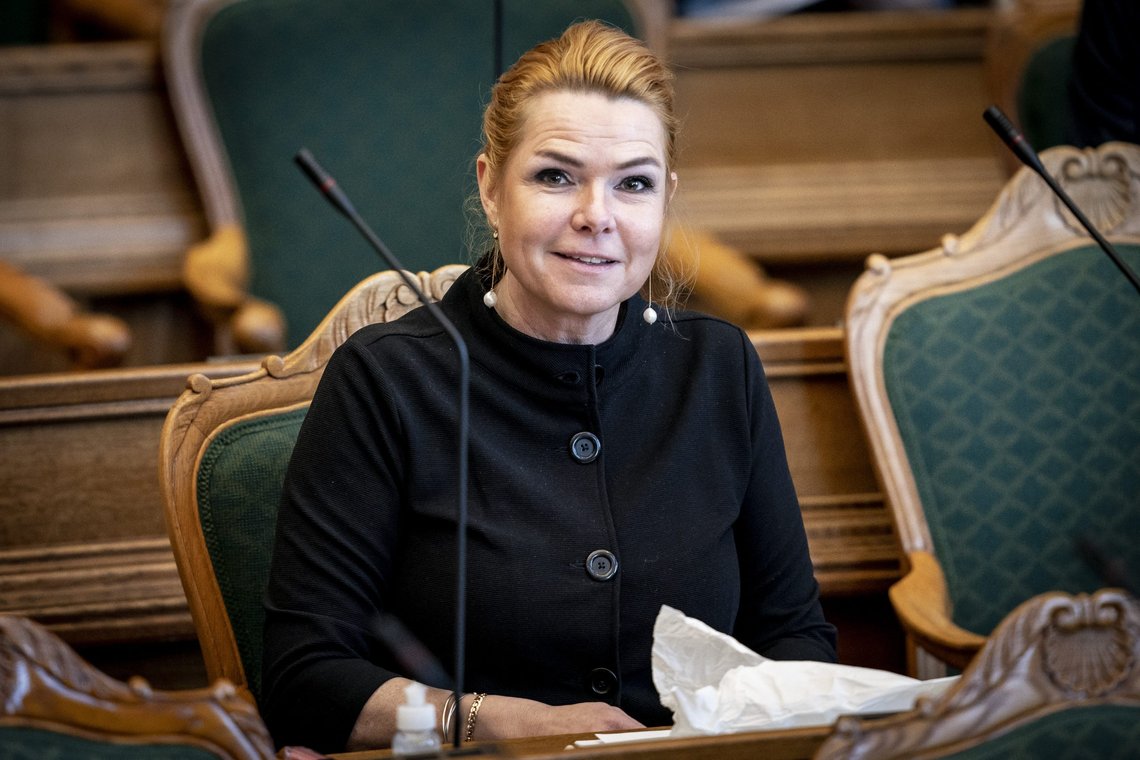 København, Danmark 20210202.
Inger Støjberg (V) under sidste behandling af forslag til folketingsbeslutning om rigsretstiltale mod den tidligere udlændinge- og integrationsminister Inger Støjberg (V) i Folketingssalen på Christiansborg i København, tirsdag den 2. februar 2021.
Foto: Mads Claus Rasmussen / Ritzau Scanpix/ NTB København, Danmark 20210202.
Inger Støjberg (V) under sidste behandling af forslag til folketingsbeslutning om rigsretstiltale mod den tidligere udlændinge- og integrationsminister Inger Støjberg (V) i Folketingssalen på Christiansborg i København, tirsdag den 2. februar 2021.
Foto: Mads Claus Rasmussen / Ritzau Scanpix/ NTB