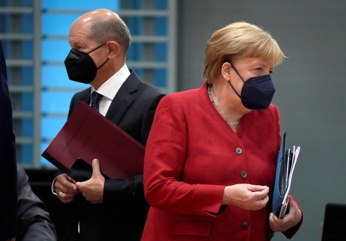 Olaf Scholz (SPD) kan ta over for Angela Merkel etter valget 26. september. Foto: Michael Sohn /Pool /NTB Olaf Scholz (SPD) kan ta over for Angela Merkel etter valget 26. september. Foto: Michael Sohn /Pool /NTB