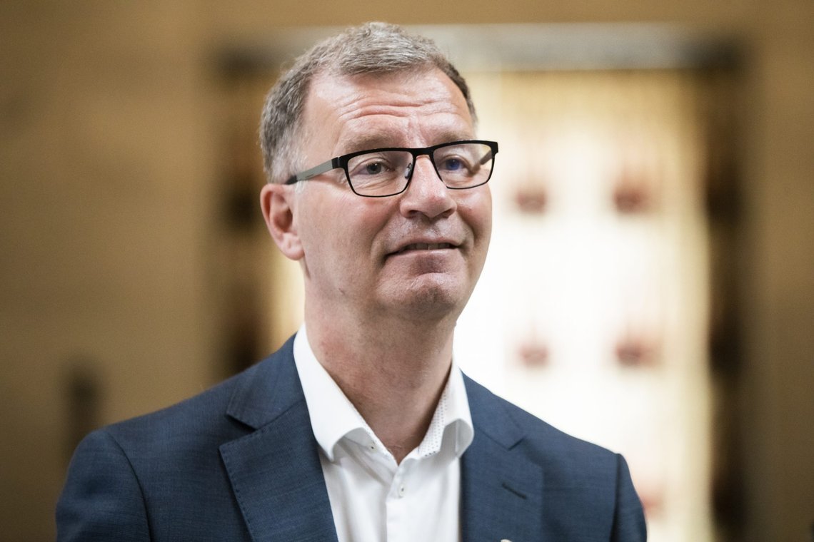 Helsebyråd Robert Steen forteller at Oslo går i gang med vaksinering av 12-15-åringer allerede neste uke. Foto: Berit Roald / NTB Helsebyråd Robert Steen forteller at Oslo går i gang med vaksinering av 12-15-åringer allerede neste uke. Foto: Berit Roald / NTB