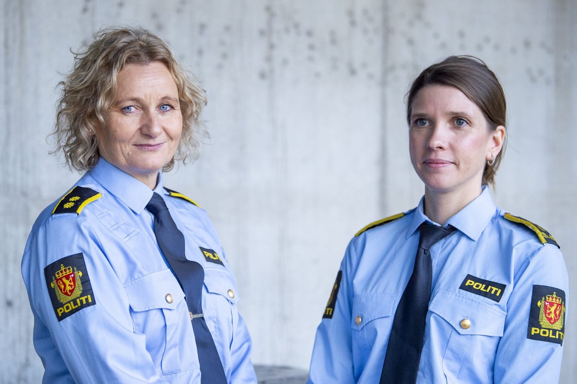 Monica Lillebakken (til venstre) er fagleder for hatkrimgruppa, mens Marianne Aune (til høyre) er politiadvokat. Foto: Annika Byrde / NTB Monica Lillebakken (til venstre) er fagleder for hatkrimgruppa, mens Marianne Aune (til høyre) er politiadvokat. Foto: Annika Byrde / NTB