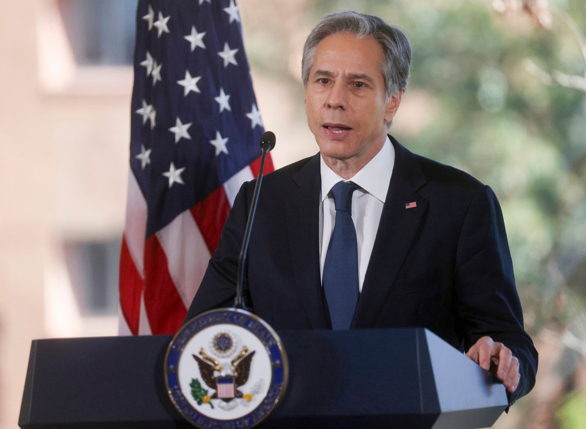 Antony Blinken er USAs utenriksminister, og har nå avskaffet kjønn som et binært begrep i amerikanske pass. Foto: Leah Millis/ AP /NTB Antony Blinken er USAs utenriksminister, og har nå avskaffet kjønn som et binært begrep i amerikanske pass. Foto: Leah Millis/ AP /NTB