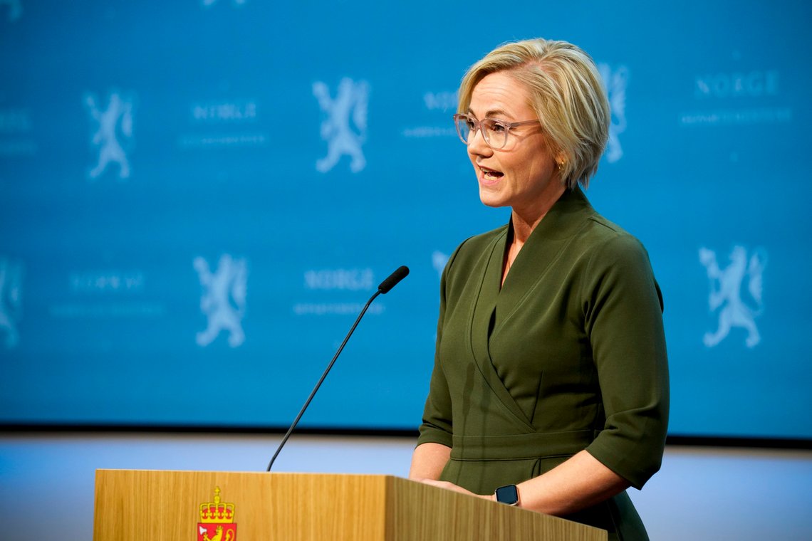 Helse- og omsorgsminister Ingvild Kjerkol (Ap) under torsdagens pressekonferanse om koronasituasjonen. Foto: Terje Bendiksby / NTB Helse- og omsorgsminister Ingvild Kjerkol (Ap) under torsdagens pressekonferanse om koronasituasjonen. Foto: Terje Bendiksby / NTB