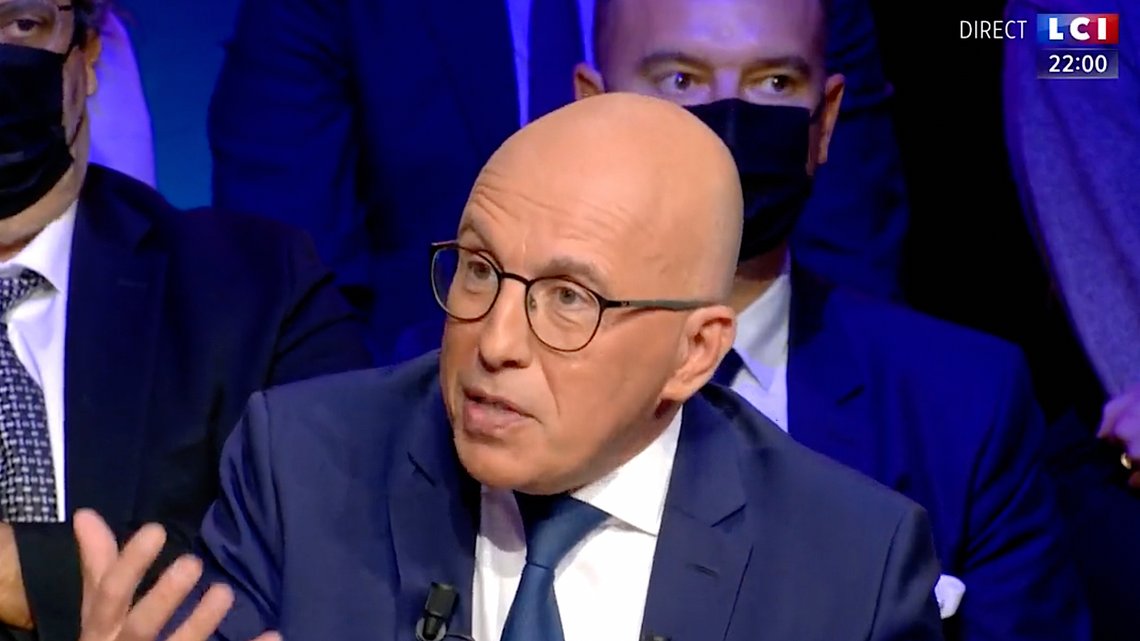 Éric Ciotti ønsker et samarbeid med Le Pens parti Rassemblement National. Dette skaper konflikt hos Republikanerne. Stillbilde LCI / Twitter Éric Ciotti ønsker et samarbeid med Le Pens parti Rassemblement National. Dette skaper konflikt hos Republikanerne. Stillbilde LCI / Twitter