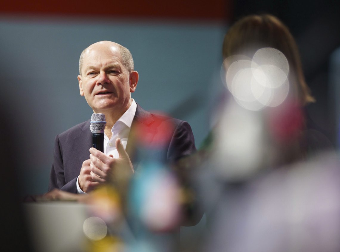 Tysklands påtroppende sosialdemokratiske statsminister Olaf Scholz ønsker å følge Østerrike og innføre tvangsvaksinering mot koronavirus for alle landets innbyggere. Foto: Frank Rumpenhorst / DPA/AP / NTB Tysklands påtroppende sosialdemokratiske statsminister Olaf Scholz ønsker å følge Østerrike og innføre tvangsvaksinering mot koronavirus for alle landets innbyggere. Foto: Frank Rumpenhorst / DPA/AP / NTB