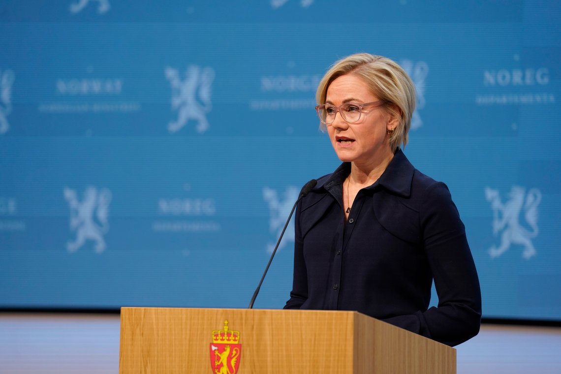 Helse- og omsorgsminister Ingvild Kjerkol på fredagens pressekonferanse. Foto: Terje Bendiksby / NTB Helse- og omsorgsminister Ingvild Kjerkol på fredagens pressekonferanse. Foto: Terje Bendiksby / NTB