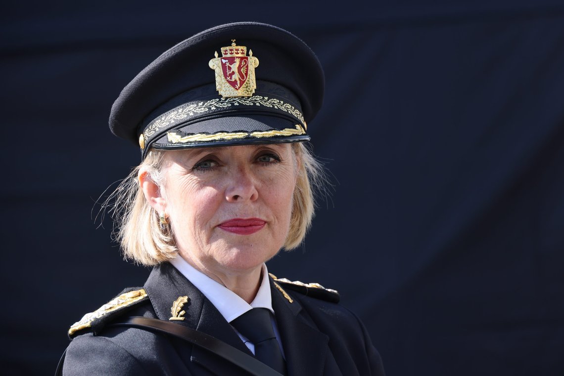 Politidirektør Benedicte Bjørnland har beordret midlertidig bevæpning i hele landet etter hendelsen på Bislett. Foto: Geir Olsen / NTB Politidirektør Benedicte Bjørnland har beordret midlertidig bevæpning i hele landet etter hendelsen på Bislett. Foto: Geir Olsen / NTB