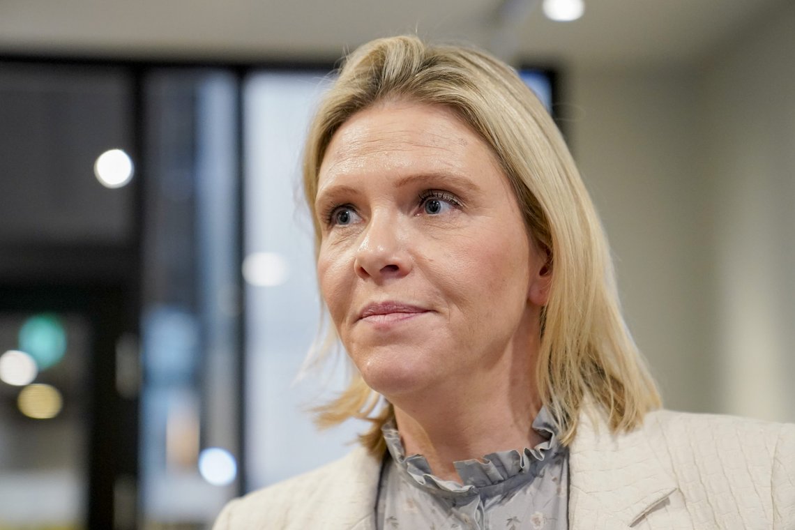 Frp-leder Sylvi Listhaug vil at stortingsadministrasjonens rolle i pendlerboligskandalen granskes. Foto: Torstein Bøe / NTB Frp-leder Sylvi Listhaug vil at stortingsadministrasjonens rolle i pendlerboligskandalen granskes. Foto: Torstein Bøe / NTB