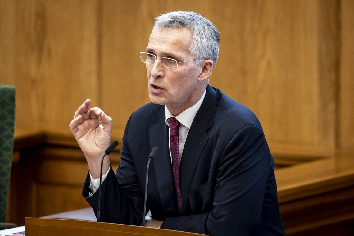 København, Danmark 20211103.
NATOs generalsekretær Jens Stoltenberg taler i Folketingssalen på Christiansborg i København, onsdag den 3. november 2021. Jens Stoltenberg taler i anledning af Nordisk Råds Session 2021.
Foto: Mads Claus Rasmussen/Ritzau Scanpix / NTB København, Danmark 20211103.
NATOs generalsekretær Jens Stoltenberg taler i Folketingssalen på Christiansborg i København, onsdag den 3. november 2021. Jens Stoltenberg taler i anledning af Nordisk Råds Session 2021.
Foto: Mads Claus Rasmussen/Ritzau Scanpix / NTB