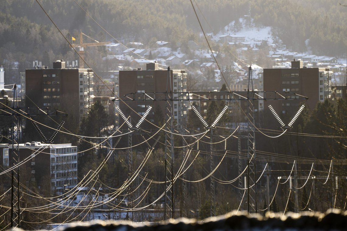 Strømprisen er over dobbelt så høy som den pleier å være, ifølge SSB. Illustrasjonsfoto: Heiko Junge / NTB Strømprisen er over dobbelt så høy som den pleier å være, ifølge SSB. Illustrasjonsfoto: Heiko Junge / NTB