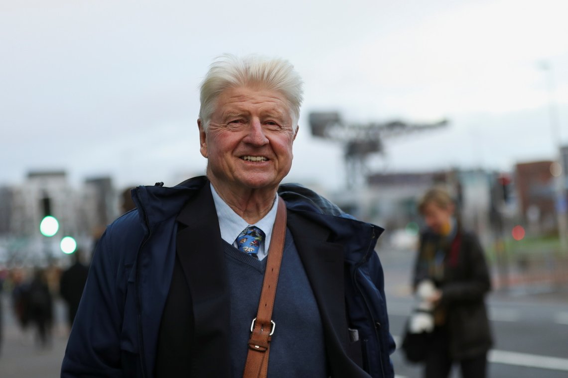 Stanley Johnson, faren til den britiske statsministeren. For noen tiår siden skal han angivelig ha tatt på en kvinne. Foto: REUTERS/Russell Cheyne Stanley Johnson, faren til den britiske statsministeren. For noen tiår siden skal han angivelig ha tatt på en kvinne. Foto: REUTERS/Russell Cheyne
