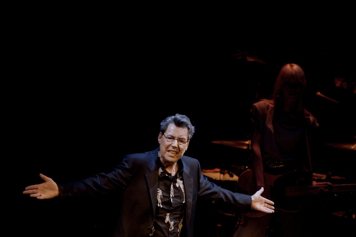 OSLO 20080207:
Otto Jespersen under premieren på hans nye show "Redd mann roper" på Latter torsdag kveld.
Foto: Stian Lysberg Solum / NTB OSLO 20080207:
Otto Jespersen under premieren på hans nye show "Redd mann roper" på Latter torsdag kveld.
Foto: Stian Lysberg Solum / NTB