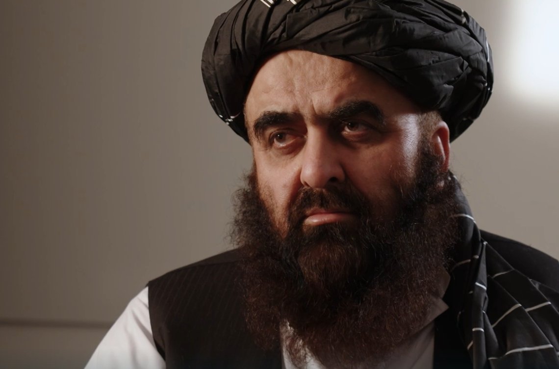 Talibans utenriksminister Amir Khan Muttaqi. Skjermdump, NRK Talibans utenriksminister Amir Khan Muttaqi. Skjermdump, NRK