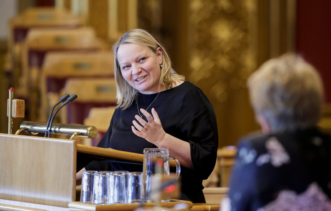 Mona Fagerås (SV) under spørretimen i Stortinget. Foto: Vidar Ruud/NTB Mona Fagerås (SV) under spørretimen i Stortinget. Foto: Vidar Ruud/NTB