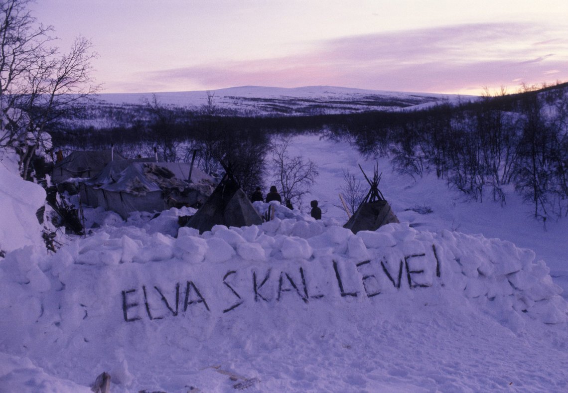 Demonstrasjon i 1979 mot utbygging av Alta-Kautokeinovassdraget. Flere hundre norske elver er vernet. Foto: Per Løchen /NTB Demonstrasjon i 1979 mot utbygging av Alta-Kautokeinovassdraget. Flere hundre norske elver er vernet. Foto: Per Løchen /NTB