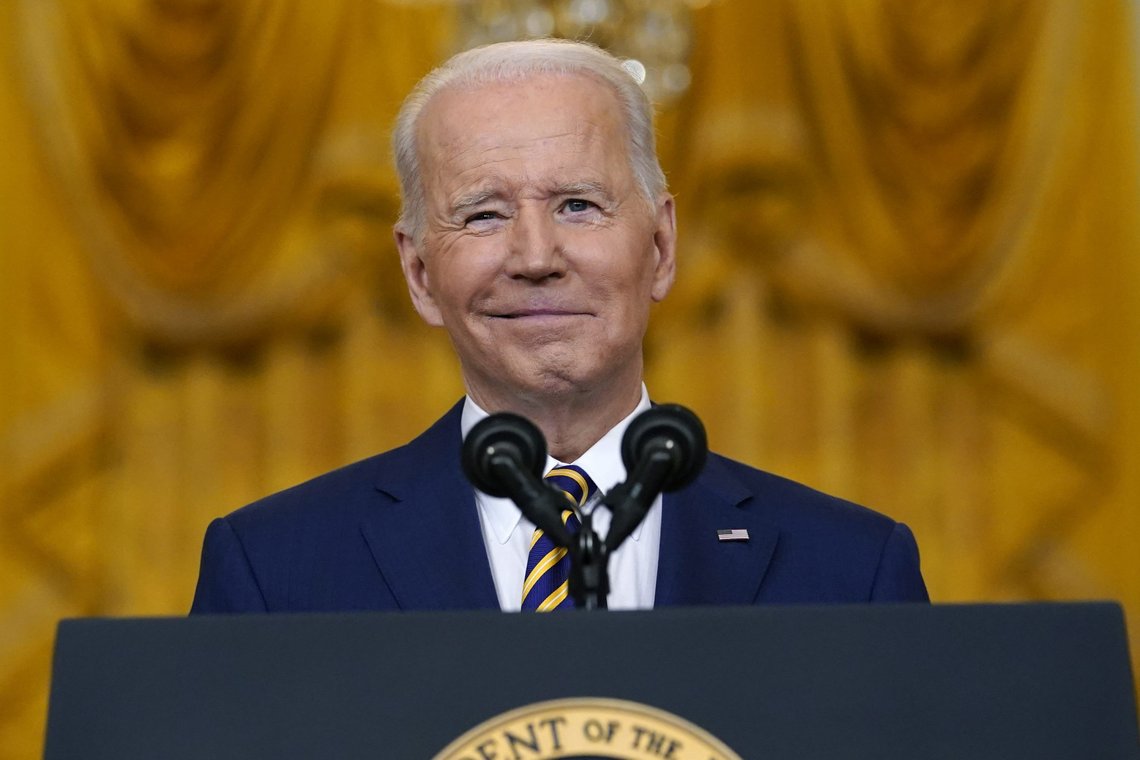 President Joe Biden pauses as he speaks during a news conference in the East Room of the White House in Washington, Wednesday, Jan. 19, 2022. (AP Photo/Susan Walsh) President Joe Biden pauses as he speaks during a news conference in the East Room of the White House in Washington, Wednesday, Jan. 19, 2022. (AP Photo/Susan Walsh)