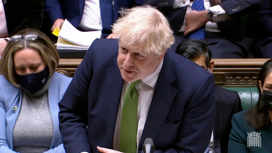 Statsminister Boris Johnson fikk krass kritikk under spørretimen i Underhuset onsdag. Foto: PA / AP / NTB Statsminister Boris Johnson fikk krass kritikk under spørretimen i Underhuset onsdag. Foto: PA / AP / NTB