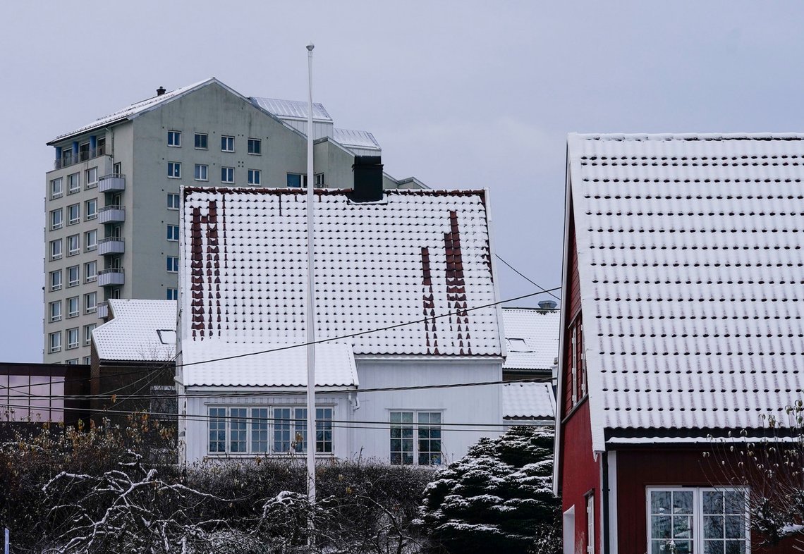 Norges Bank melder om et svakt fall i antall boliglån i fjerde kvartal i fjor. Også boligprisene viser et fall på 0,6 prosent. Foto: Lise Åserud / NTB Norges Bank melder om et svakt fall i antall boliglån i fjerde kvartal i fjor. Også boligprisene viser et fall på 0,6 prosent. Foto: Lise Åserud / NTB