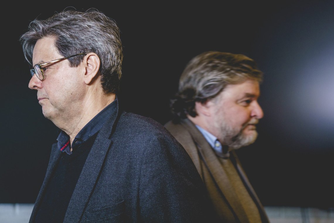 Oslo 20210313.
Sigurd Hortemo, overlege i Legemiddelverket, og Steinar Madsen, medisinsk fagdirektør i legemiddelverket, etter pressekonferanse om bivirkninger av AstraZeneca-vaksinen.
Foto: Stian Lysberg Solum / NTB Oslo 20210313.
Sigurd Hortemo, overlege i Legemiddelverket, og Steinar Madsen, medisinsk fagdirektør i legemiddelverket, etter pressekonferanse om bivirkninger av AstraZeneca-vaksinen.
Foto: Stian Lysberg Solum / NTB