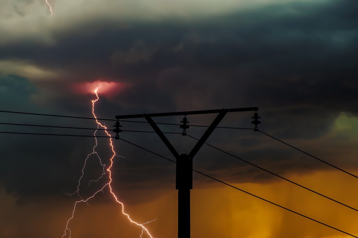 Strømprisene går i taket også i Sverige. Kanskje man burde temme energien fra lynnedslag? Foto: Pixabay Strømprisene går i taket også i Sverige. Kanskje man burde temme energien fra lynnedslag? Foto: Pixabay