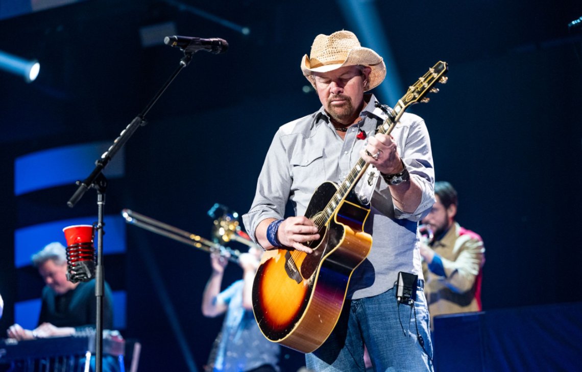 Toby Keith, amerikansk countryartist som har hatt suksess med sitt fokus på "vanlige folk". Foto: Facebook/ Keith Toby Keith, amerikansk countryartist som har hatt suksess med sitt fokus på "vanlige folk". Foto: Facebook/ Keith