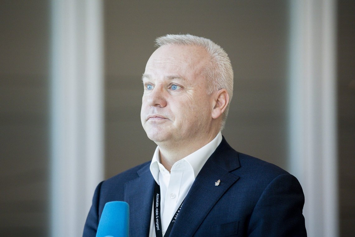 Konsernsjef Anders Opedal i Equinor er forberedt på store tap etter at styret har vedtatt å trekke seg ut av Russland og stoppe samarbeidsprosjekter og investeringer. Foto: Beate Oma Dahle / NTB Konsernsjef Anders Opedal i Equinor er forberedt på store tap etter at styret har vedtatt å trekke seg ut av Russland og stoppe samarbeidsprosjekter og investeringer. Foto: Beate Oma Dahle / NTB