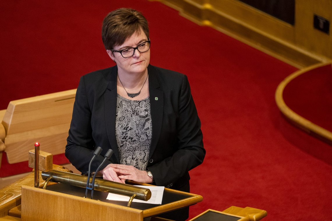 Senterpartiets innvandringspolitiske talsperson Heidi Greni sier det ikke er aktuelt for Sp å øke antall kvoteflyktninger. Foto: Terje Pedersen / NTB Senterpartiets innvandringspolitiske talsperson Heidi Greni sier det ikke er aktuelt for Sp å øke antall kvoteflyktninger. Foto: Terje Pedersen / NTB