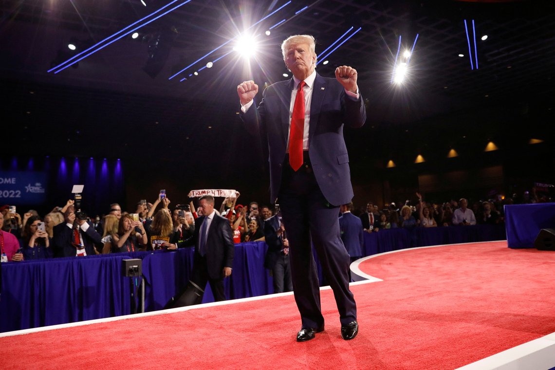 Donald Trump gikk hardt ut mot både Justin Trudeau og den amerikanske venstresiden under sin tale på CPAC i Orlando, Florida lørdag. Foto: REUTERS/ Marco Bello/ NTB Donald Trump gikk hardt ut mot både Justin Trudeau og den amerikanske venstresiden under sin tale på CPAC i Orlando, Florida lørdag. Foto: REUTERS/ Marco Bello/ NTB