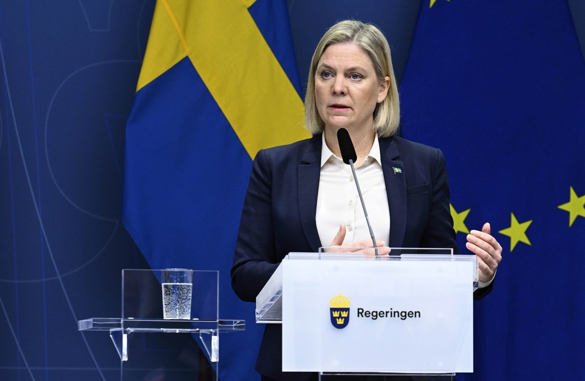 Regjeringens vedtak innebærer at Sverige for første gang siden 1939 skal sende våpen til et krigførende land.
Foto: Jessica Gow / TT / AP / NTB Regjeringens vedtak innebærer at Sverige for første gang siden 1939 skal sende våpen til et krigførende land.
Foto: Jessica Gow / TT / AP / NTB