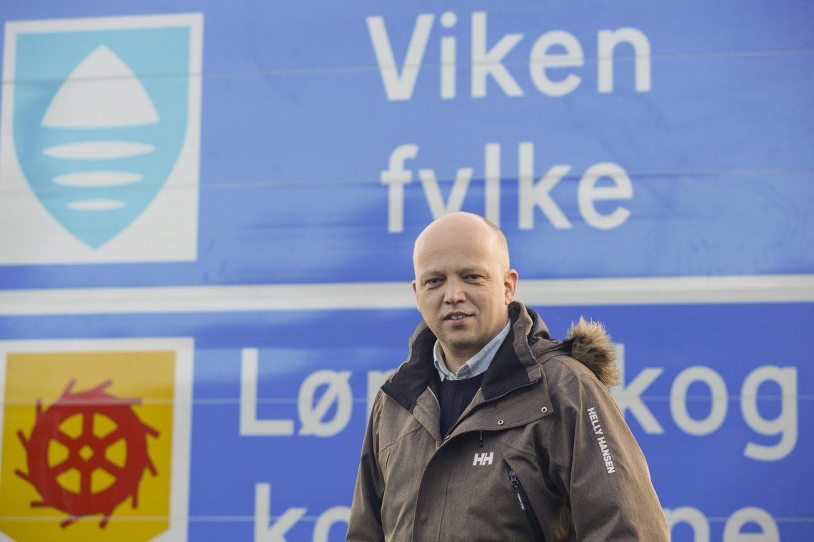 Ved månedsskiftet blir det klart om Senterparti-leder Trygve Slagsvold Vedum får oppfylt sitt ønske om å dele opp alle tvangssammenslåtte fylker. Foto: Vidar Ruud / NTB Ved månedsskiftet blir det klart om Senterparti-leder Trygve Slagsvold Vedum får oppfylt sitt ønske om å dele opp alle tvangssammenslåtte fylker. Foto: Vidar Ruud / NTB
