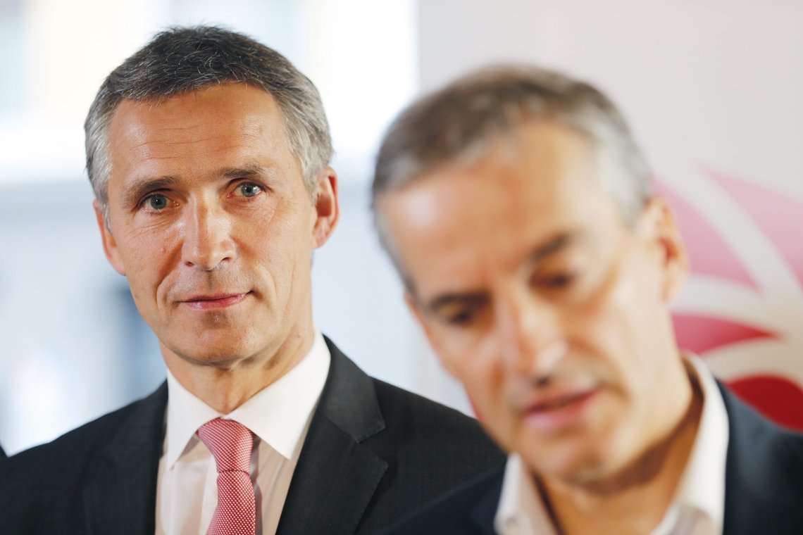 I juni 2011 var Jens Stoltenberg statsminister og Jonas Gahr Støre helseminister. Nå er Støre biltt statsminister i Norge, og han er helt sikkert klar til å overta som hele verdens helseminister. Sa noen Ullevål sykehus? Foto: Cornelius Poppe / NTB I juni 2011 var Jens Stoltenberg statsminister og Jonas Gahr Støre helseminister. Nå er Støre biltt statsminister i Norge, og han er helt sikkert klar til å overta som hele verdens helseminister. Sa noen Ullevål sykehus? Foto: Cornelius Poppe / NTB