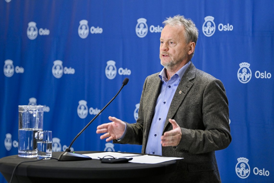Oslo 20211207.
Byrådsleder i Oslo Raymond Johansen holder en pressekonferanse etter regjeringens pressekonferanse om koronasituasjonen.
Foto: Annika Byrde / NTB Oslo 20211207.
Byrådsleder i Oslo Raymond Johansen holder en pressekonferanse etter regjeringens pressekonferanse om koronasituasjonen.
Foto: Annika Byrde / NTB