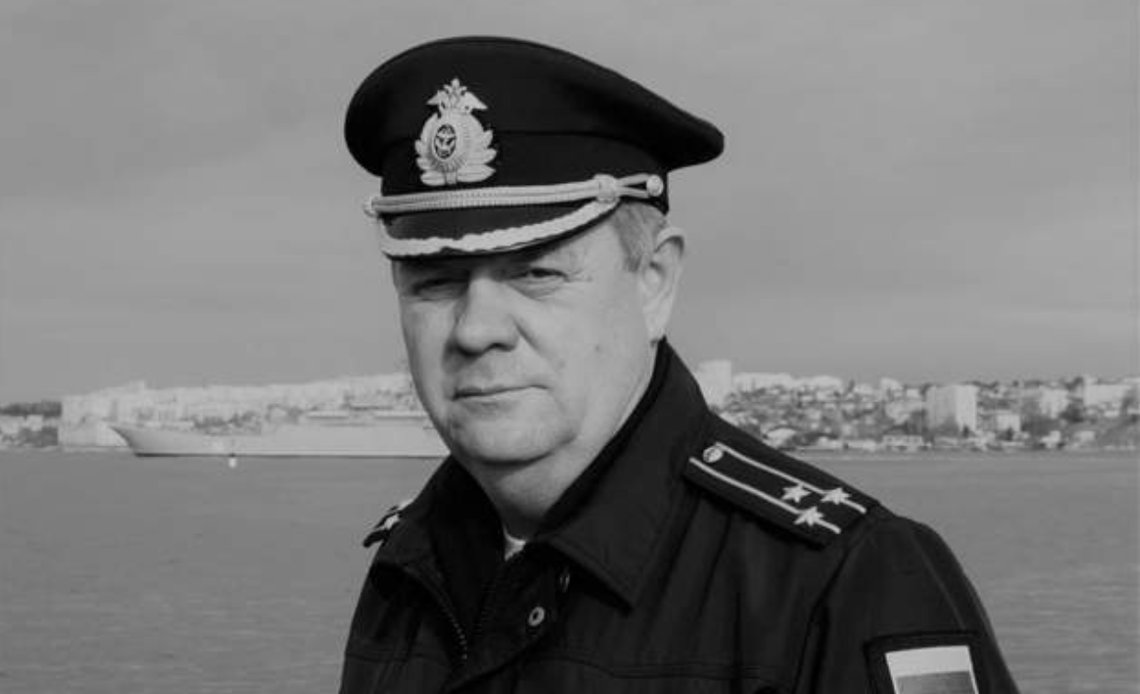 Andrej Paly, nestkommanderende i Russlands svartehavsflåte skal være drept i kamper ved Mariupol. Andrej Paly, nestkommanderende i Russlands svartehavsflåte skal være drept i kamper ved Mariupol.
