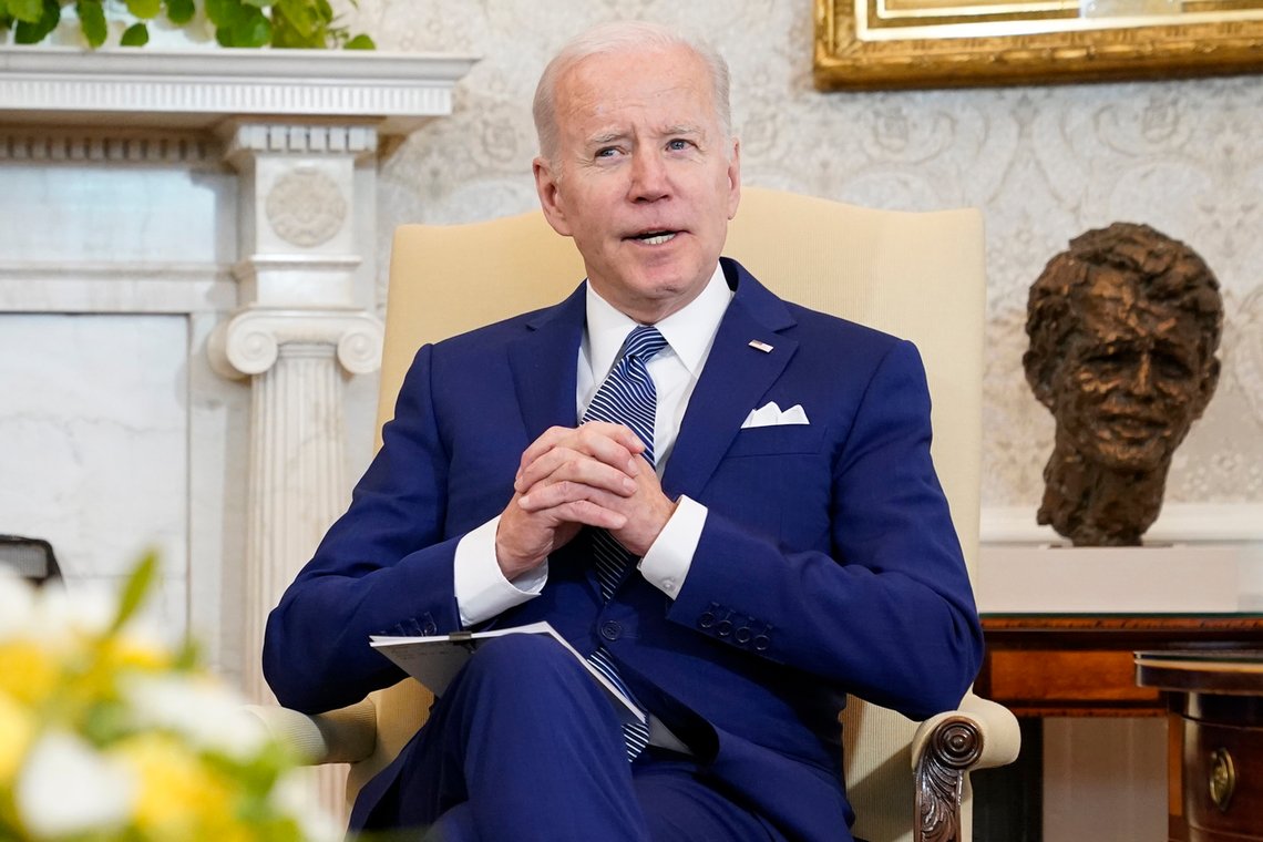 USAs president Joe Biden skal trolig varsle tirsdag at landet stanser all import av olje fra Russland. Foto: Patrick Semansky / AP / NTB
USAs president Joe Biden skal trolig varsle tirsdag at landet stanser all import av olje fra Russland. Foto: Patrick Semansky / AP / NTB
Se flere bilder
RELATERTE SAKER
08.03.2022
09.11 | USA vurderer oljeimport fra Venezuela
03.03.2022
17.57 | Russiske Lukoil ber om USAs president Joe Biden skal trolig varsle tirsdag at landet stanser all import av olje fra Russland. Foto: Patrick Semansky / AP / NTB
USAs president Joe Biden skal trolig varsle tirsdag at landet stanser all import av olje fra Russland. Foto: Patrick Semansky / AP / NTB
Se flere bilder
RELATERTE SAKER
08.03.2022
09.11 | USA vurderer oljeimport fra Venezuela
03.03.2022
17.57 | Russiske Lukoil ber om