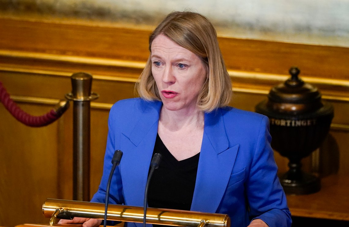 Utenriksminister Anniken Huitfeldt (Ap) la vekt på at den norske sikkerhetspolitiske linjen overfor Russland skal ligge fast, og avskrekking og beroligelse er hovedelementene. Foto: Håkon Mosvold Larsen / NTB Utenriksminister Anniken Huitfeldt (Ap) la vekt på at den norske sikkerhetspolitiske linjen overfor Russland skal ligge fast, og avskrekking og beroligelse er hovedelementene. Foto: Håkon Mosvold Larsen / NTB