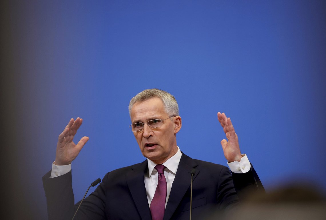 Nato-sjef Jens Stoltenberg under en pressekonferanse onsdag. Foto: Olivier Matthys / AP Photo / NTB Nato-sjef Jens Stoltenberg under en pressekonferanse onsdag. Foto: Olivier Matthys / AP Photo / NTB